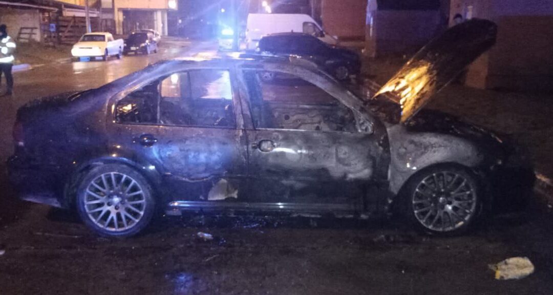 RIO GRANDE: INVESTIGAN EL INCENDIO DE UN AUTOMÓVIL.